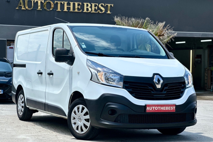 RENAULT TRAFIC FOURGON