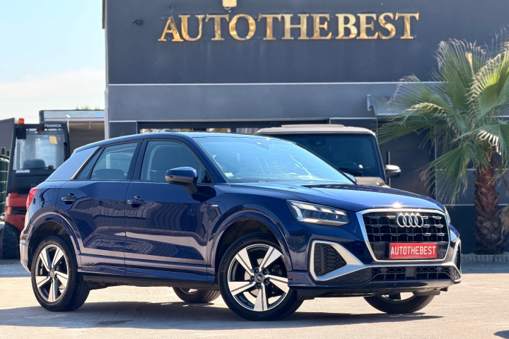 AUDI Q2
